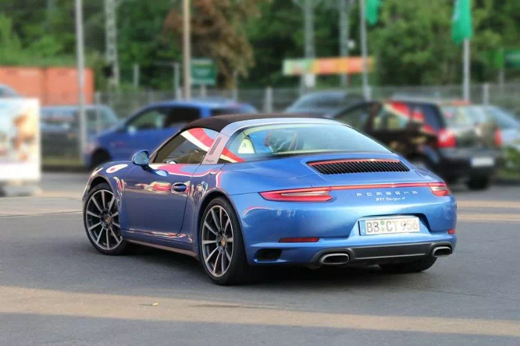 Porsche 911 Targa