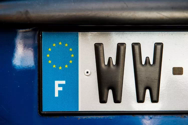 Plaque d'immatriculation française