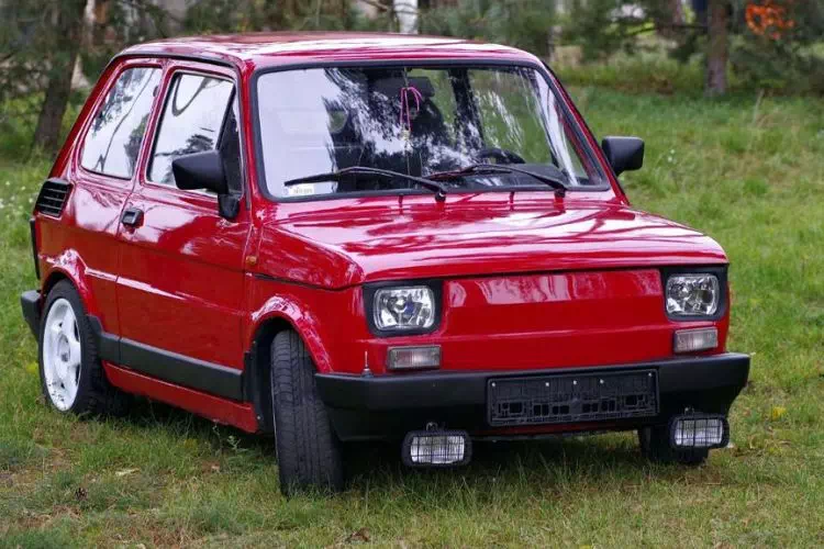 Fiat 126 rouge