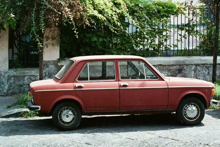 Vieille Fiat 128