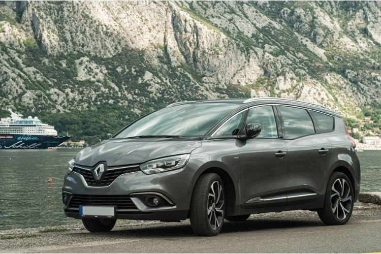 Renault-grand-scenic