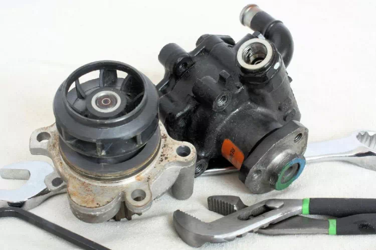 Pièces détachées de moteur