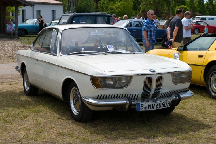 BMW 2000 CS