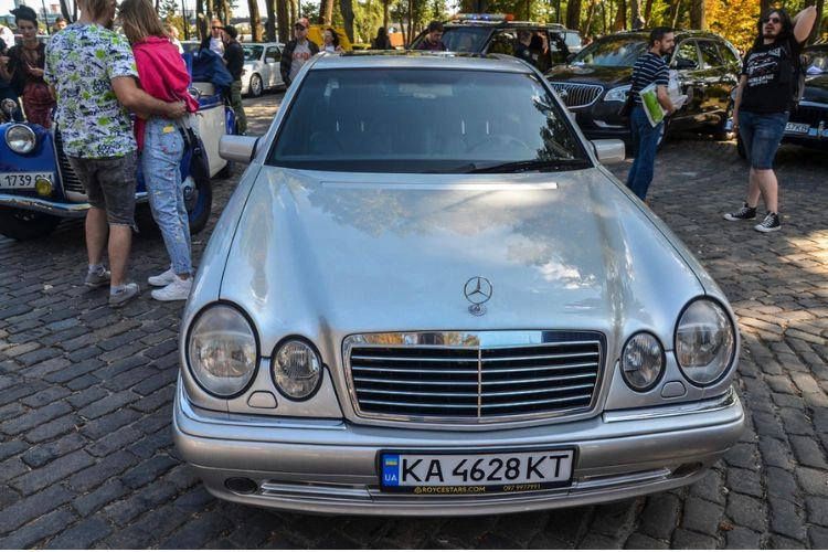 Mercedes Classe E W210