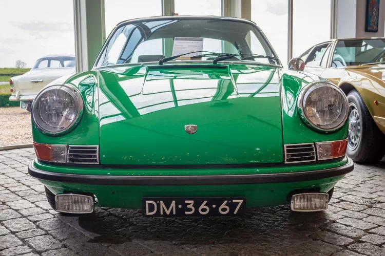 Porsche 911 E
