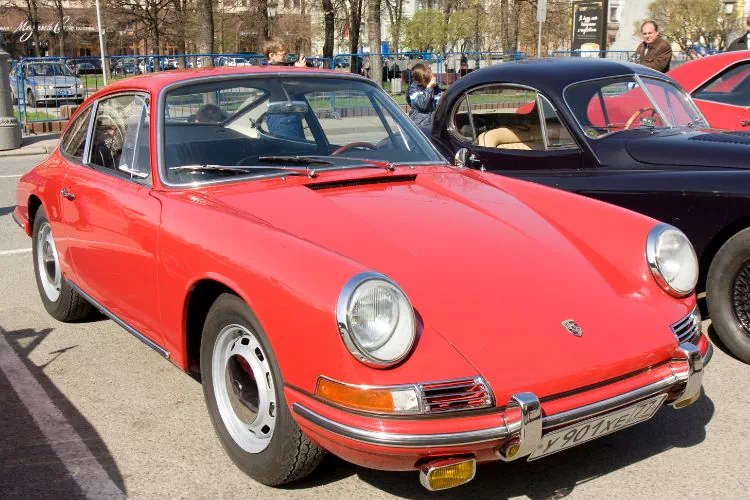 Porsche 911 T