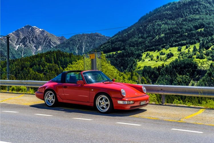 Porsche 911 type 993