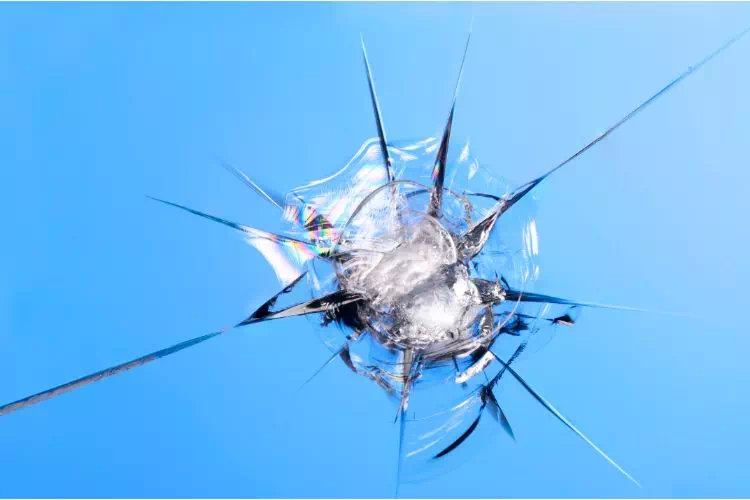 Impact sur un pare-brise