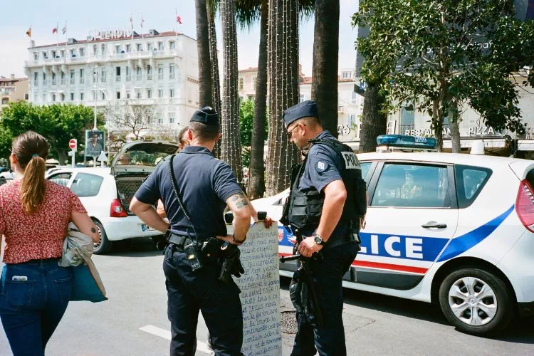 Police sur la route